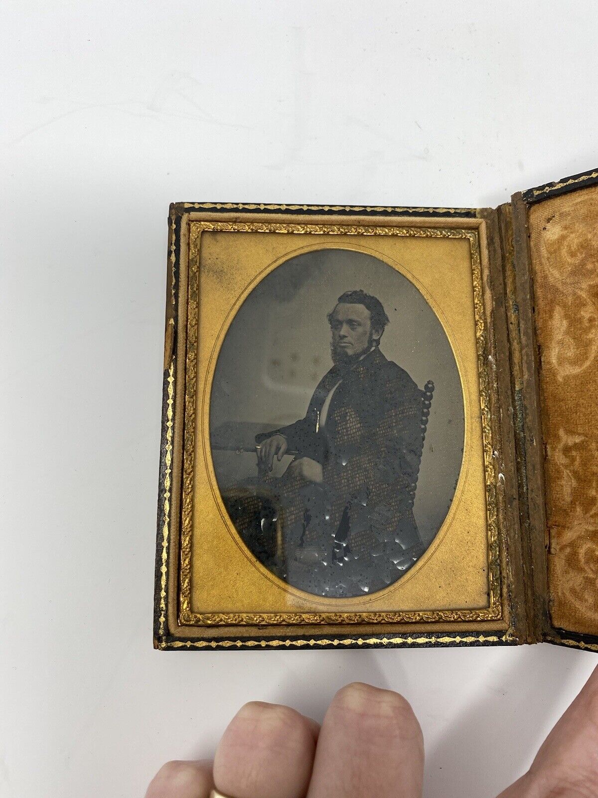 Antique Quarter Plate Daguerreotype Of A Man In A Full Case Opens From Left