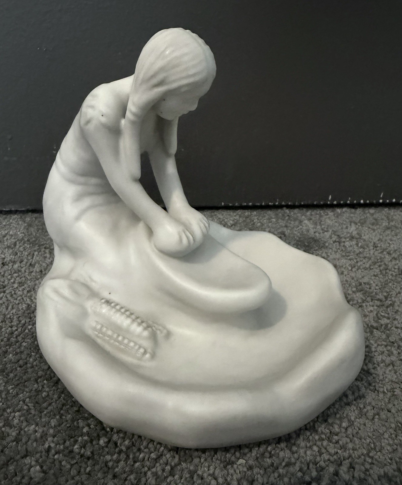 Van Briggle Native American Woman Grinding Corn White Ceramic Pottery 7 Van Briggle Native American Woman Grinding Corn White Ceramic Pottery 7