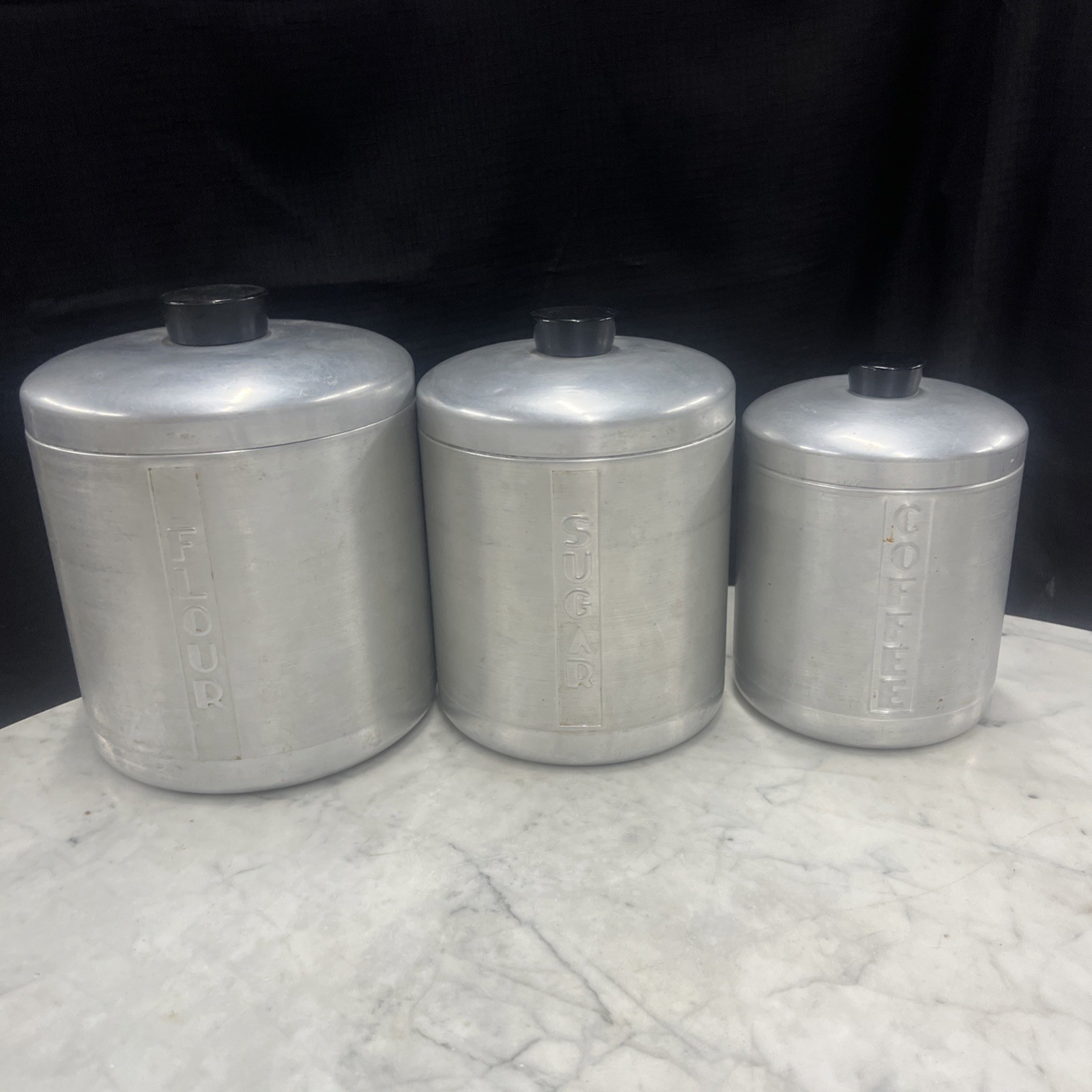 Vintage 1950\'s Century Aluminum Ware USA Nesting Canister with Lids Vintage 1950\'s Century Aluminum Ware USA Nesting Canister with Lids
