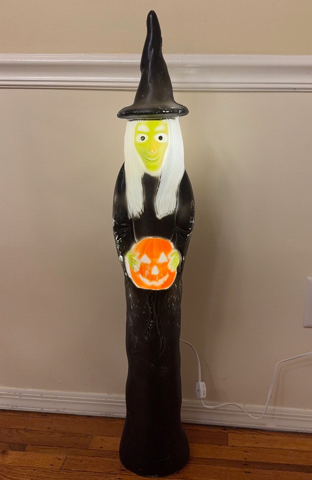 Vintage Don Featherstone Skinny Witch Blow Mold 36
