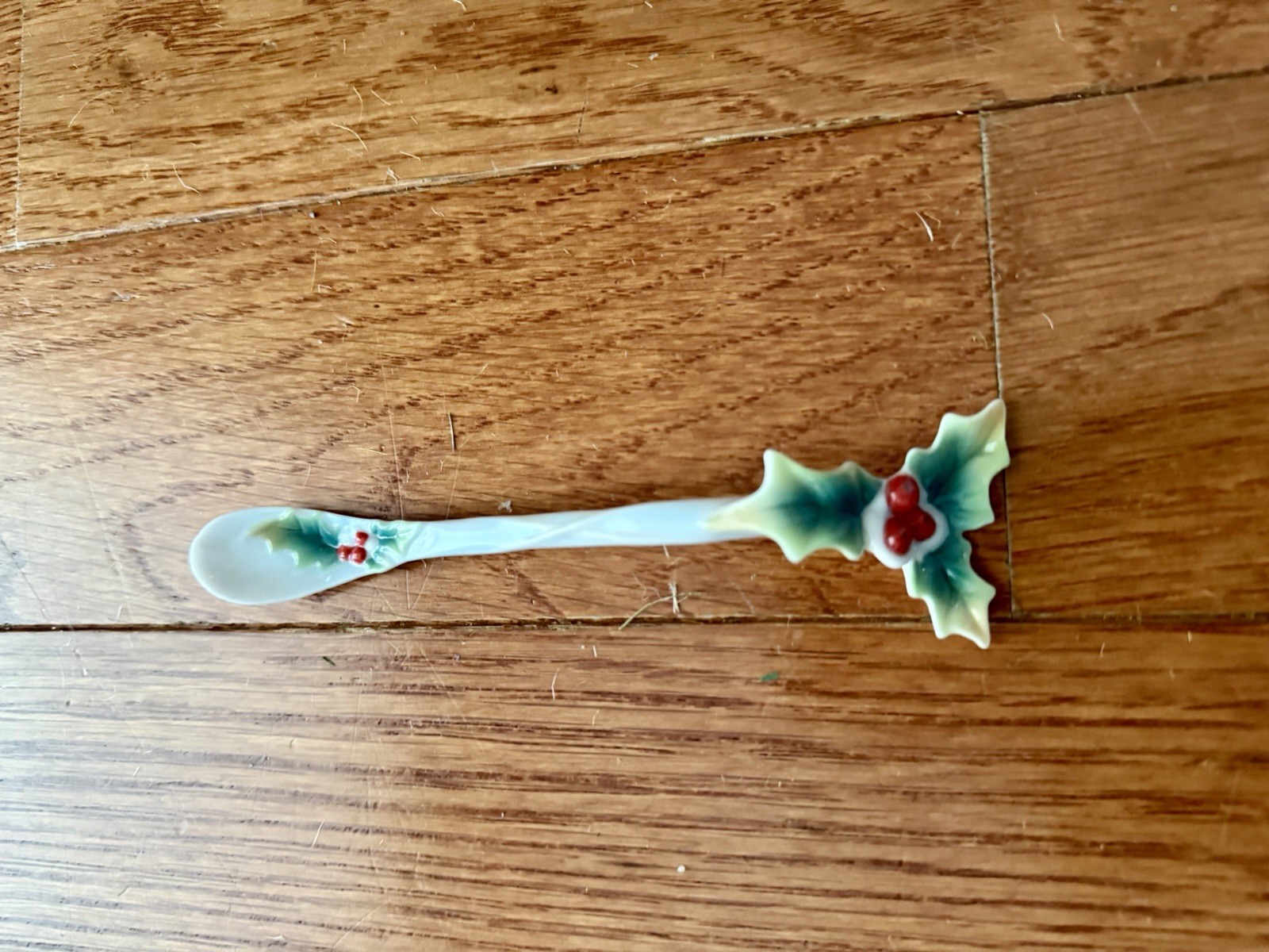 VTG New Set of 4 Holly Holiday Beginnings Spoons Franz Porcelain Christmas NIB VTG New Set of 4 Holly Holiday Beginnings Spoons Franz Porcelain Christmas NIB