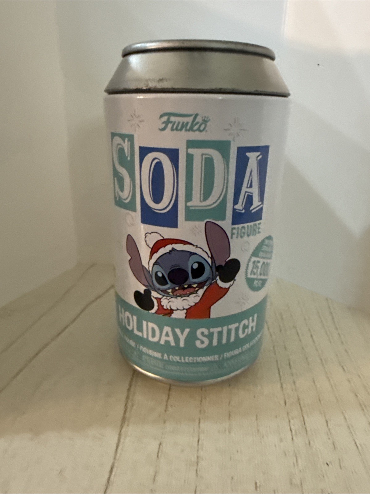 Funko Vinyl Soda: Disney - Holiday Stitch (Chase) Funko Vinyl Soda: Disney - Holiday Stitch (Chase)