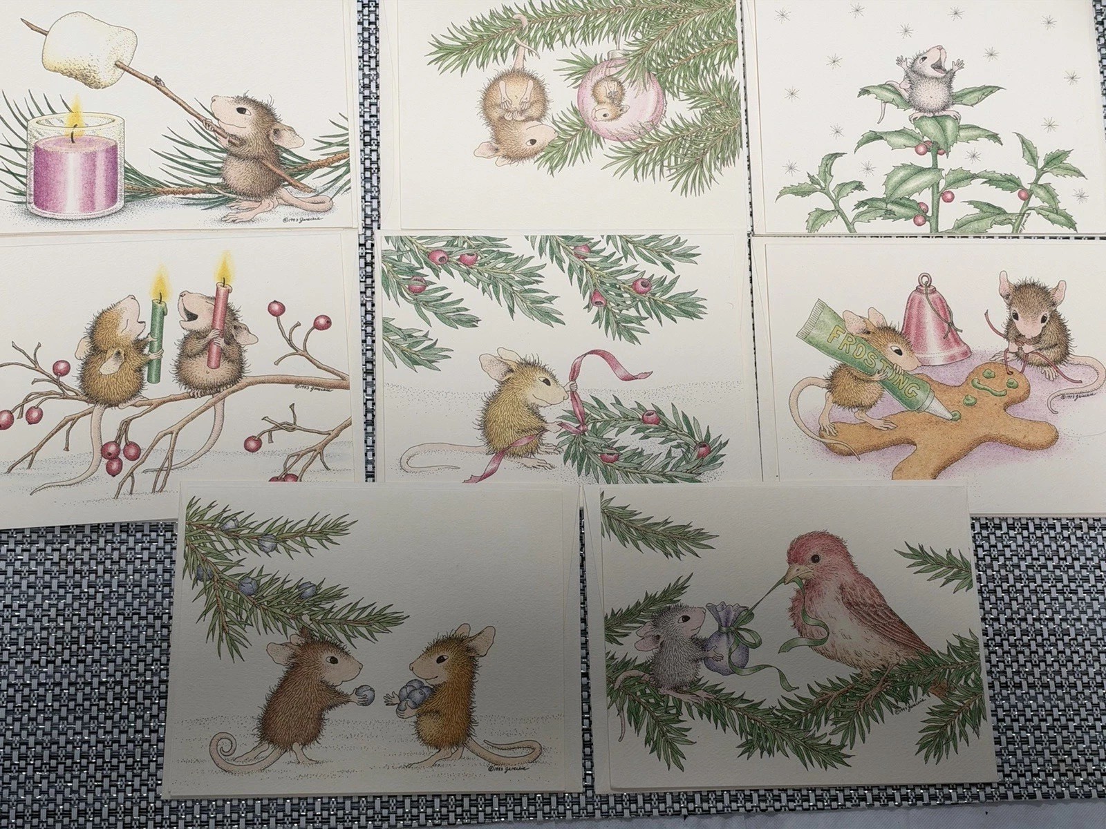 VINTAGE HOUSE-MOUSE DESIGNS Lot- 1993-lot of 14 Xmas cards w/ envelopes. VINTAGE HOUSE-MOUSE DESIGNS Lot- 1993-lot of 14 Xmas cards w/ envelopes.