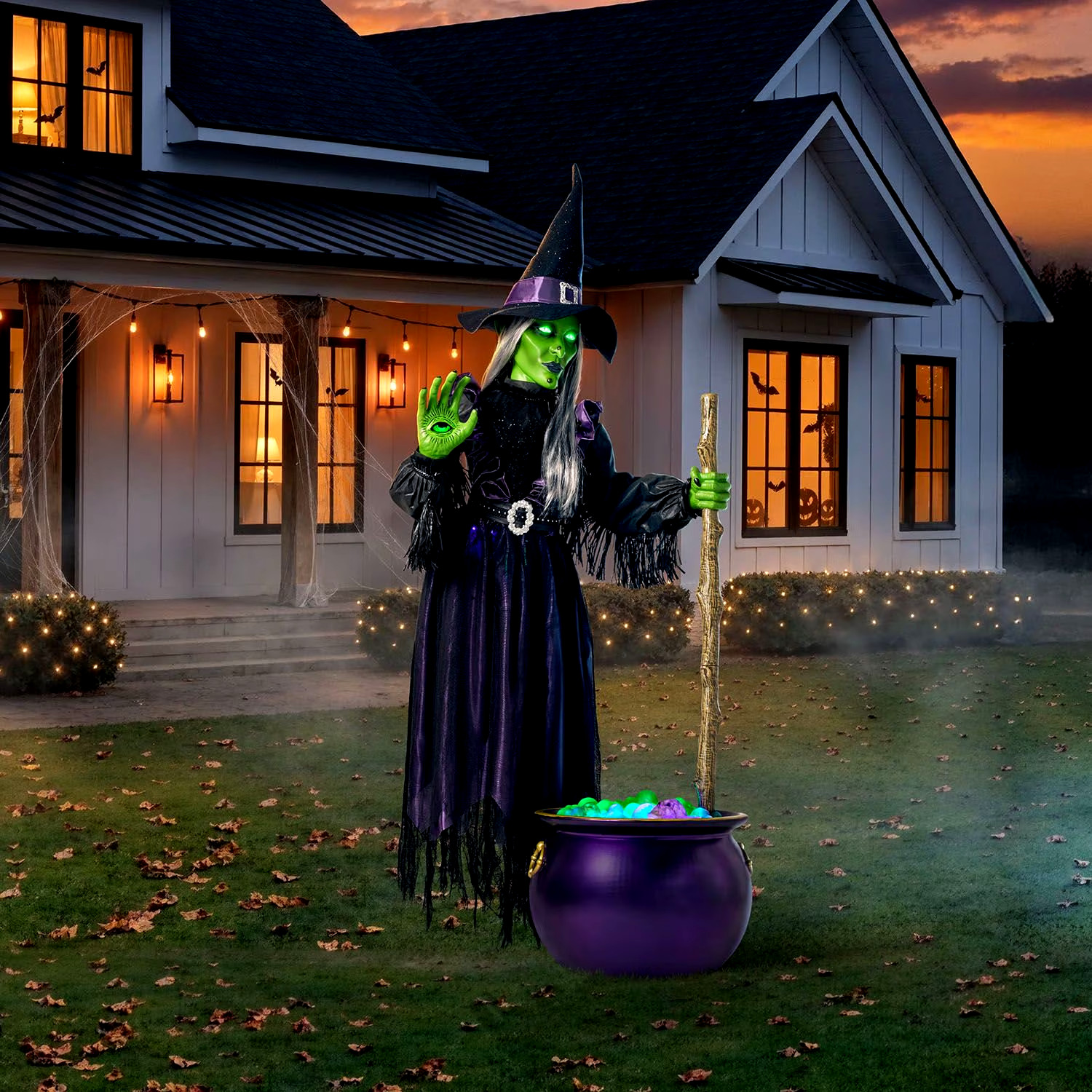 Member's Mark 8.5' Pre-Lit Animated Witch Member's Mark 8.5' Pre-Lit Animated Witch