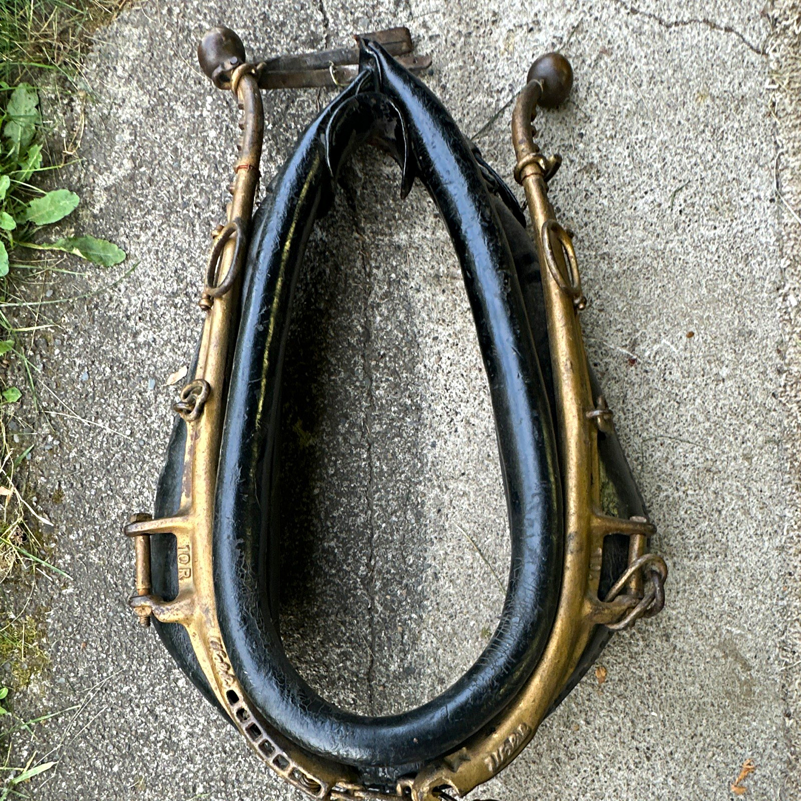 Vintage Western Americana Horse Harness Collar Pad w/ Brass Hames Vintage Western Americana Horse Harness Collar Pad w/ Brass Hames