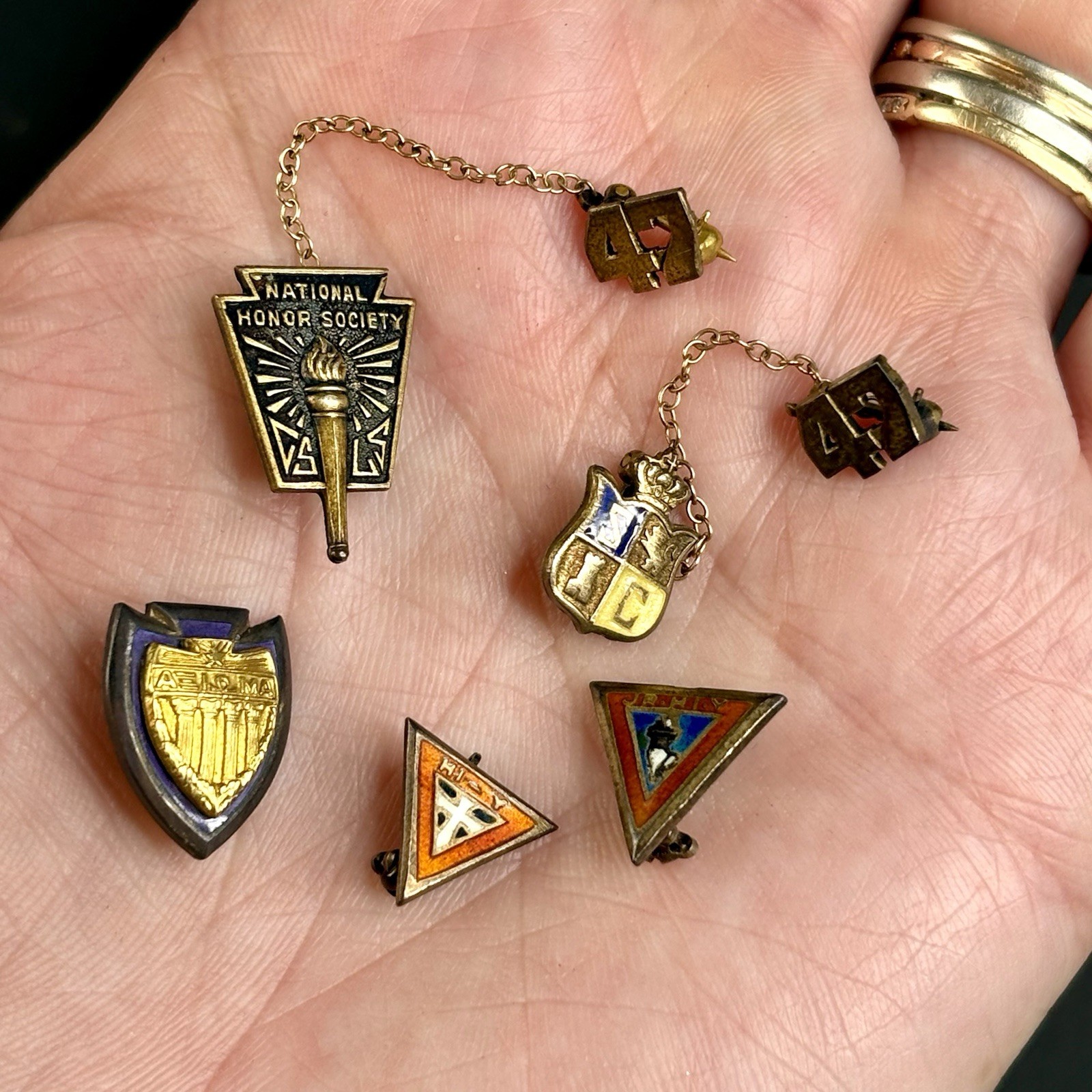 Vtg Fraternity Sorority Honors Pin Badge Lot Sterling Gold Plated 1947 YMCA HI-Y Vtg Fraternity Sorority Honors Pin Badge Lot Sterling Gold Plated 1947 YMCA HI-Y