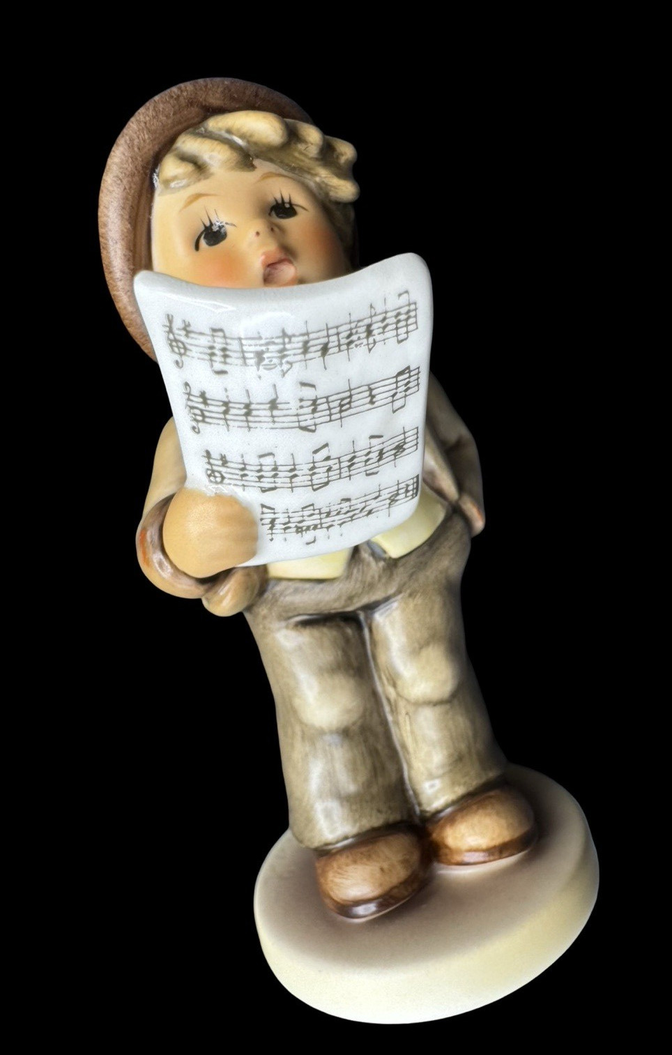 Hummel 846 Hitting the High Note Club Exclusive Singing Figurine 4 Hummel 846 Hitting the High Note Club Exclusive Singing Figurine 4