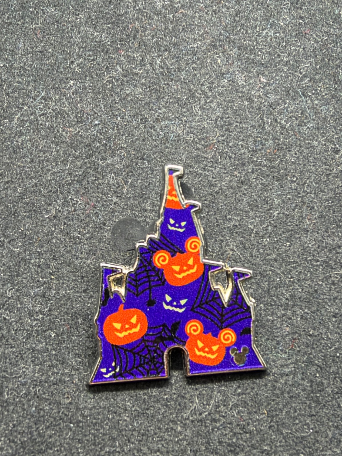 Disney Pin - WDW - Halloween - Castle Fill - Hidden Disney 2020 Disney Pin - WDW - Halloween - Castle Fill - Hidden Disney 2020
