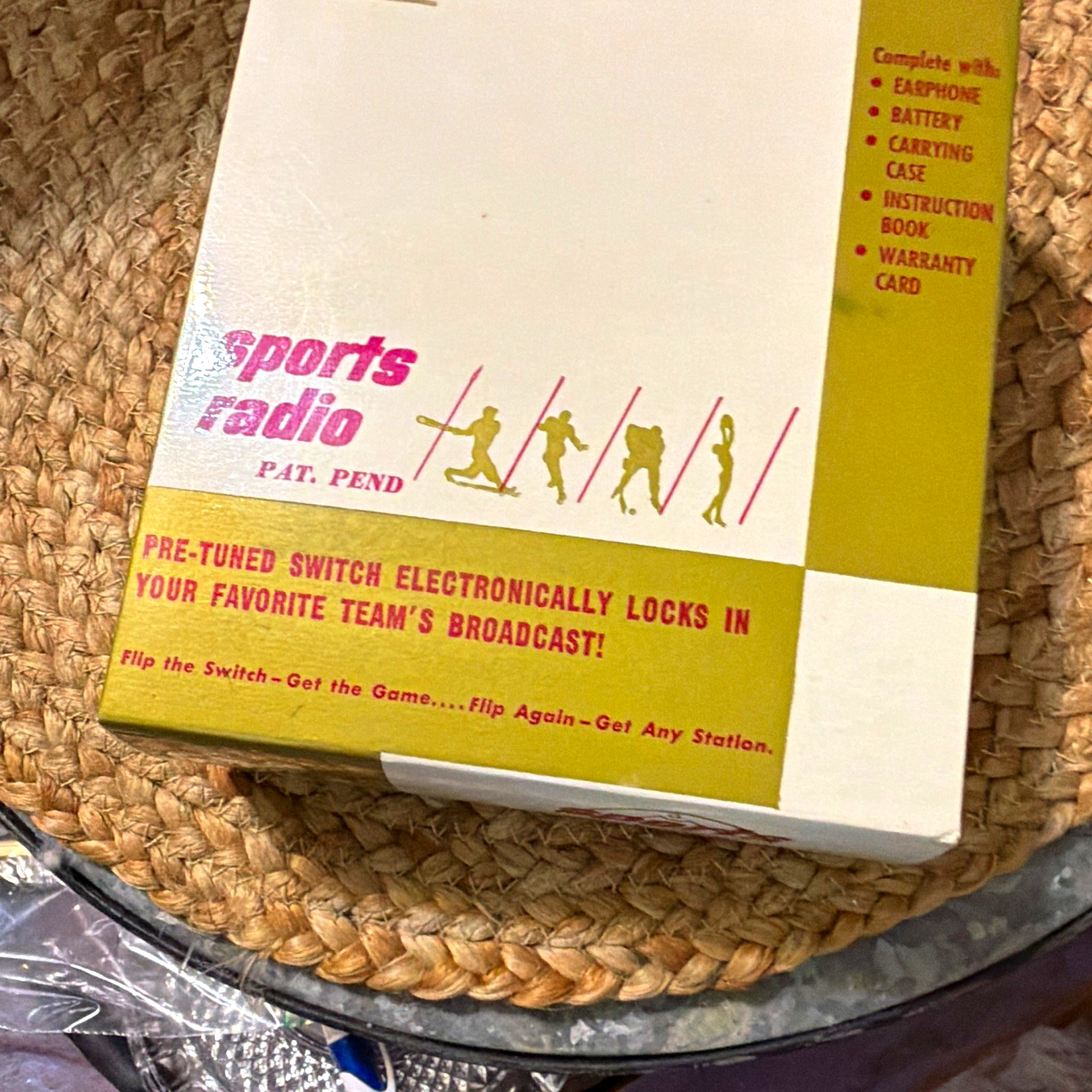NOS Vtg 1960s Atlanta Falcons 9 Transistor Sports Radio NFL New In Box Complete