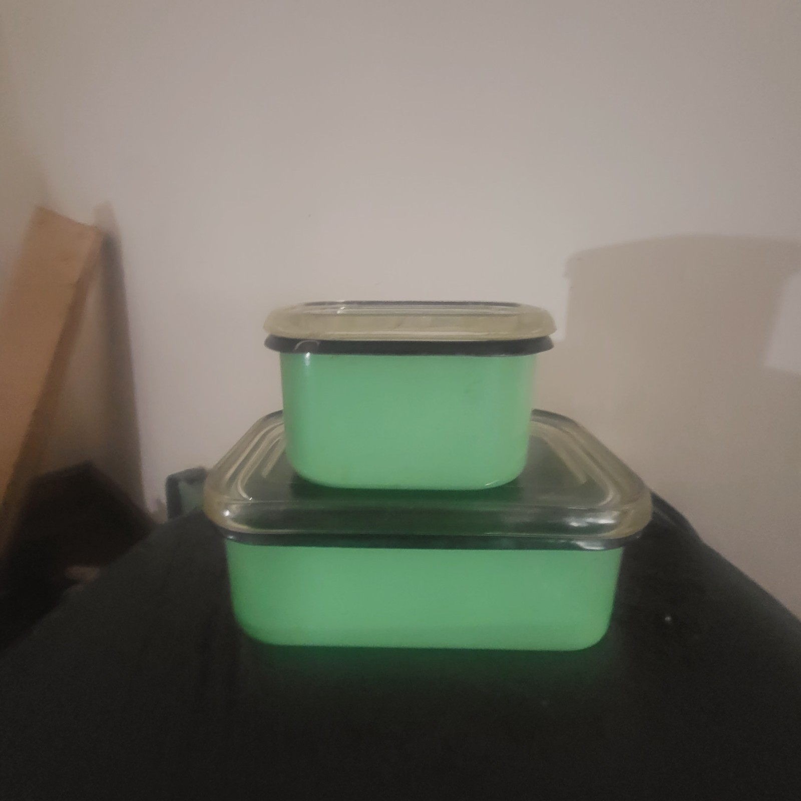 Vintage Stewart Warner Enamelware Set of 2 With Lids