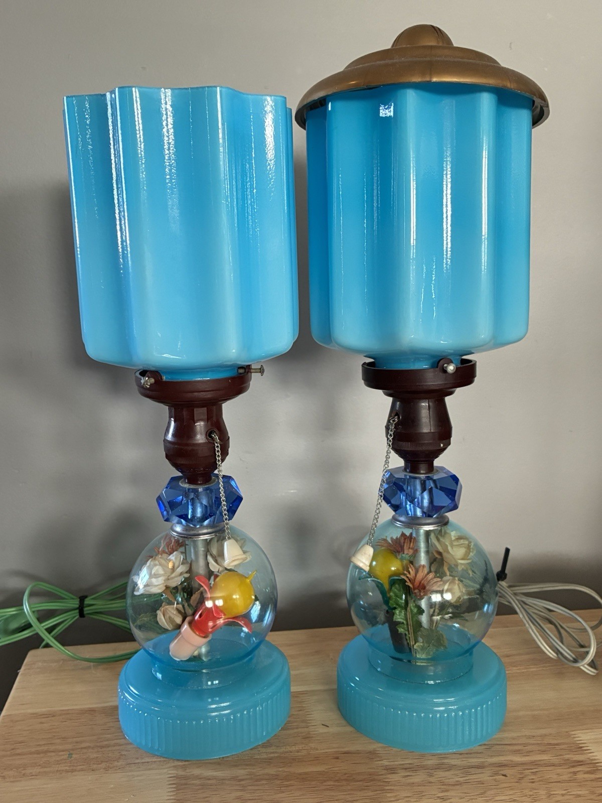 Vtg Pair MidCentury Turquoise Blue Glass Table Lamps Floral Figurine Globe 1950s Vtg Pair MidCentury Turquoise Blue Glass Table Lamps Floral Figurine Globe 1950s