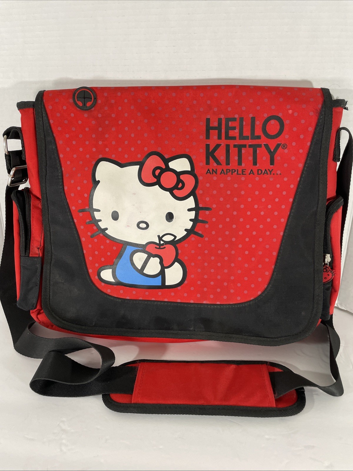 Hello Kitty Vertical Messenger Bag Model KT4339RV 2011 Rare Red Y2K Hello Kitty Vertical Messenger Bag Model KT4339RV 2011 Rare Red Y2K