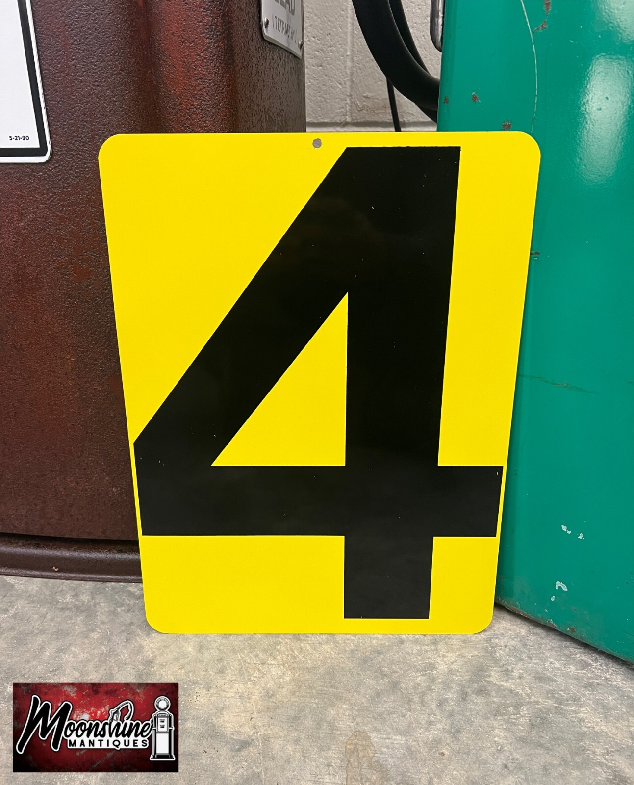 NOS - Vtg. 1970's SHELL GASOLINE Service Station Price Sign Numbers - 4 / 5 NOS - Vtg. 1970's SHELL GASOLINE Service Station Price Sign Numbers - 4 / 5