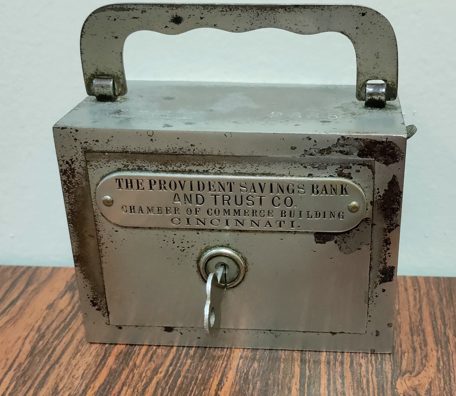 Antique W.F. Burns Co. Coin Bank w/Key -Provident Savings Trust - Cincinnati Antique W.F. Burns Co. Coin Bank w/Key -Provident Savings Trust - Cincinnati