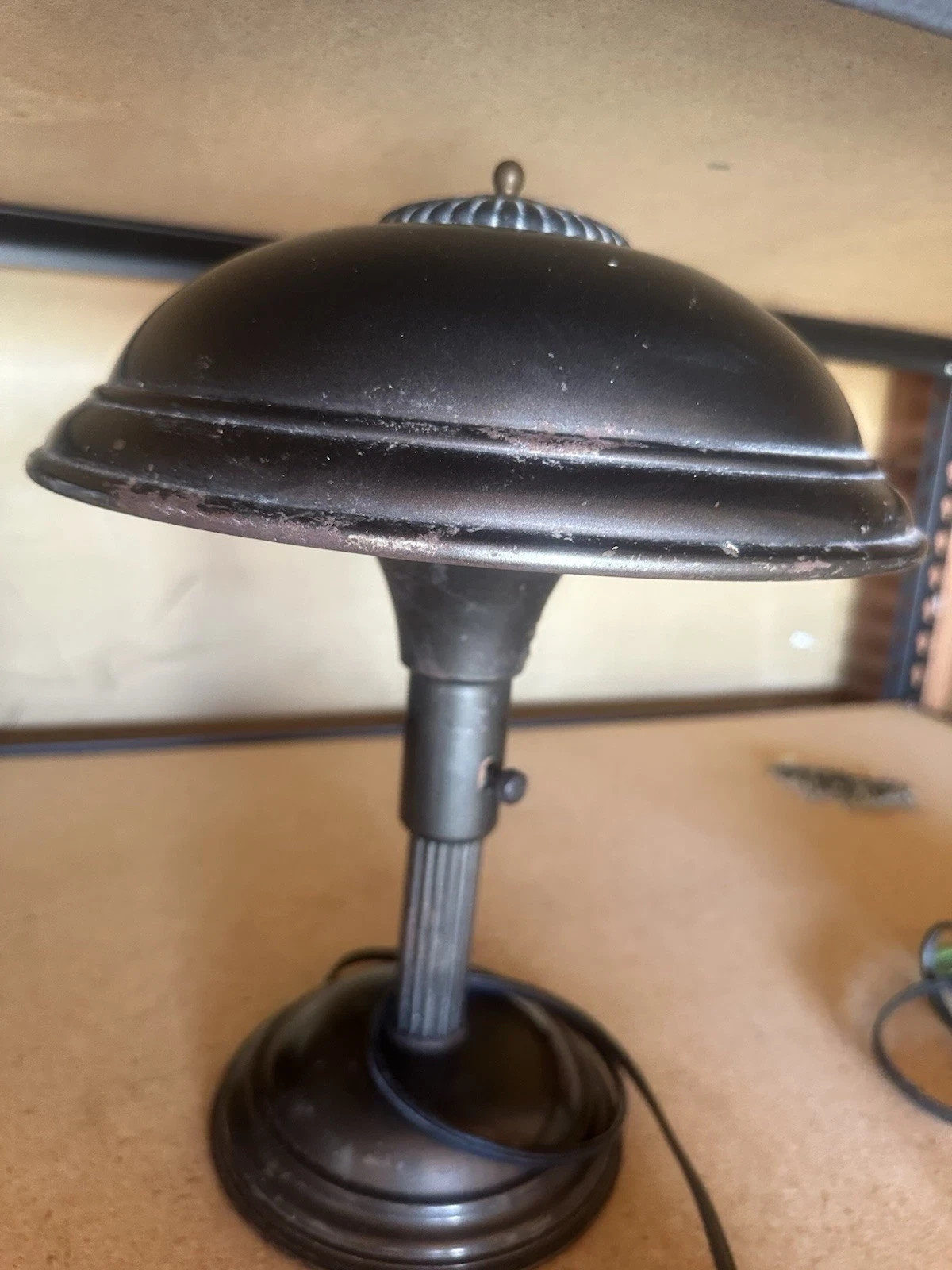 Vintage 1930s Art Deco UFO Saucer Mushroom Metal Table Lamp Machine Age Fluted