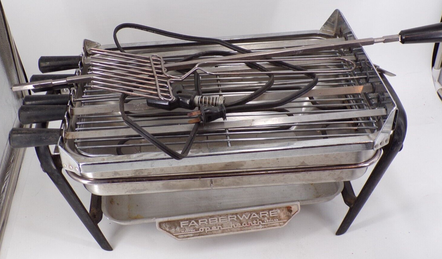VTG Farberware The Open Hearth Electric Broiler Indoor Grill with Shish Kebab