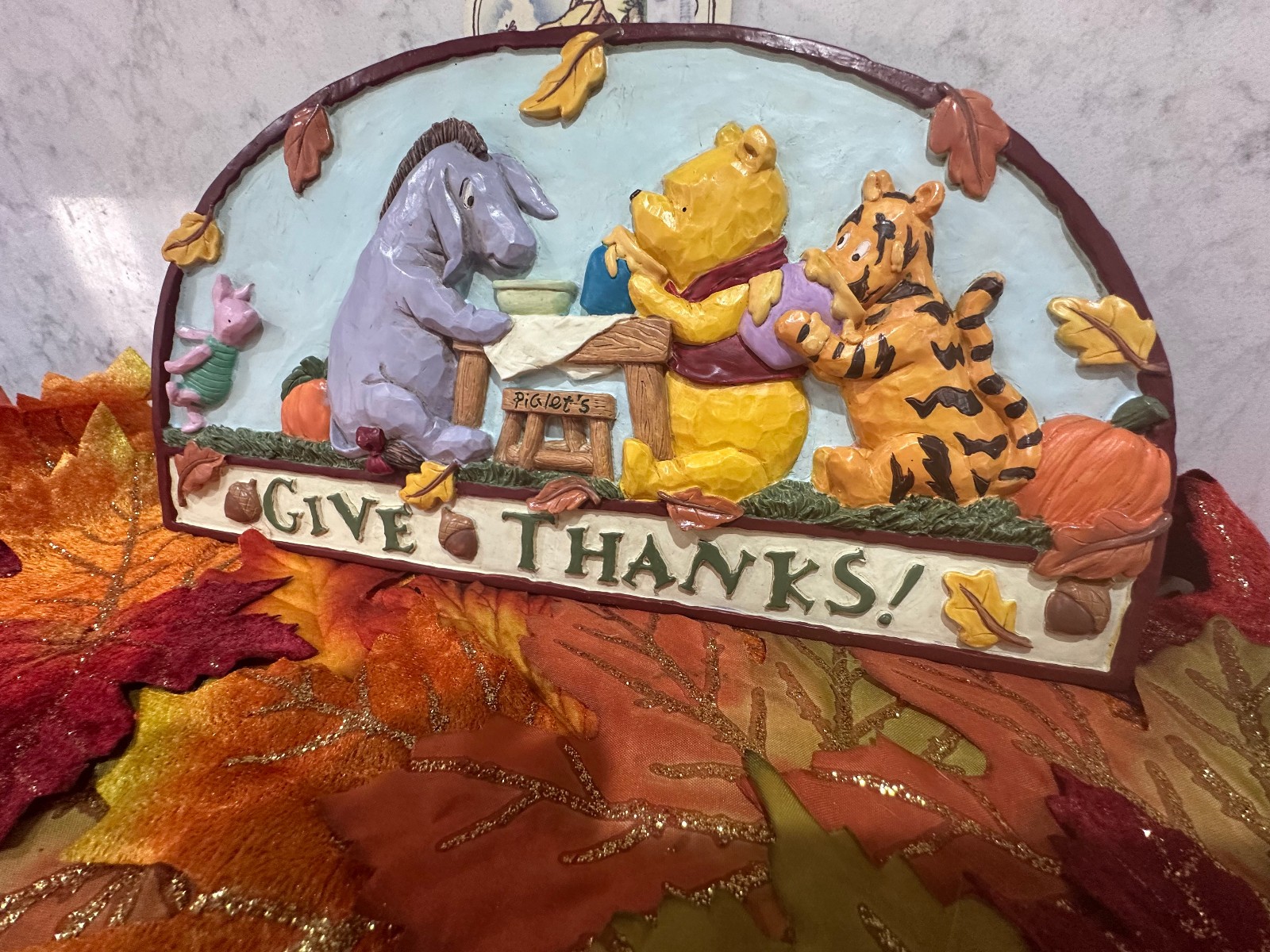 Winnie the Pooh Give Thanks Thanksgiving Wall Plaque Sign Winnie Tigger NEW Tag