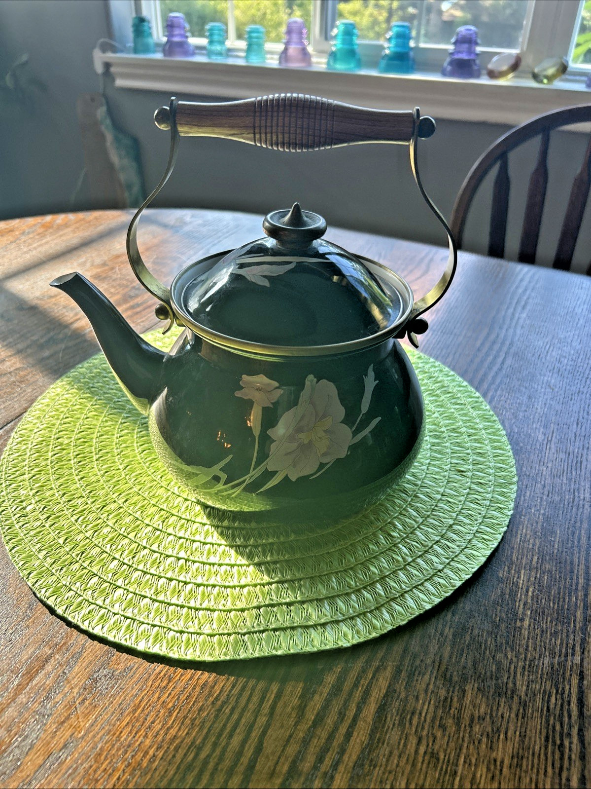 Vintage Mikasa Grand Chef Charisma Black Enamel Floral Tea Kettle UN710 2.5qt Vintage Mikasa Grand Chef Charisma Black Enamel Floral Tea Kettle UN710 2.5qt