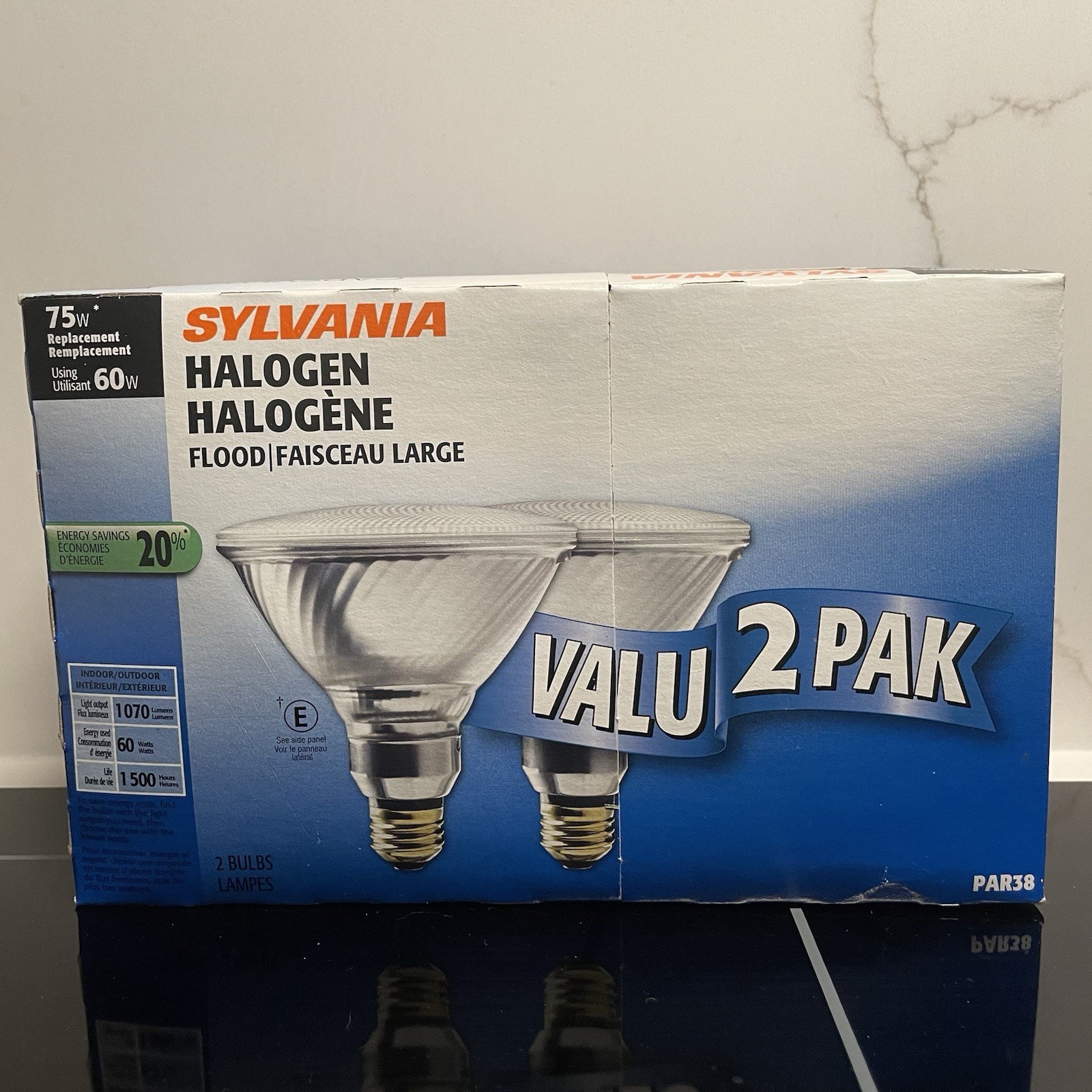 2 Sylvania Par 38 Flood 25 Degree 60w/75w Capsylite Par38 Lot Of Two 1070 Lumens 2 Sylvania Par 38 Flood 25 Degree 60w/75w Capsylite Par38 Lot Of Two 1070 Lumens