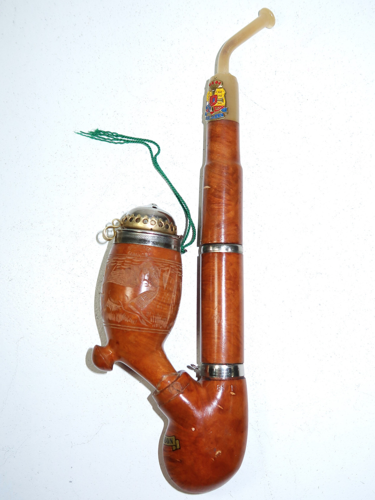 Vintage BRUYERE GARANTIE Gora LIDDED Smoking PIPE with Hand Carved Stag and Deer Vintage BRUYERE GARANTIE Gora LIDDED Smoking PIPE with Hand Carved Stag and Deer