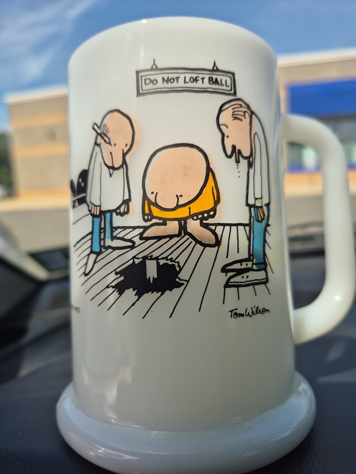 Vintage 1972 - World's Worse Bowler Large Mug - Ziggy Universal Press Vintage 1972 - World's Worse Bowler Large Mug - Ziggy Universal Press