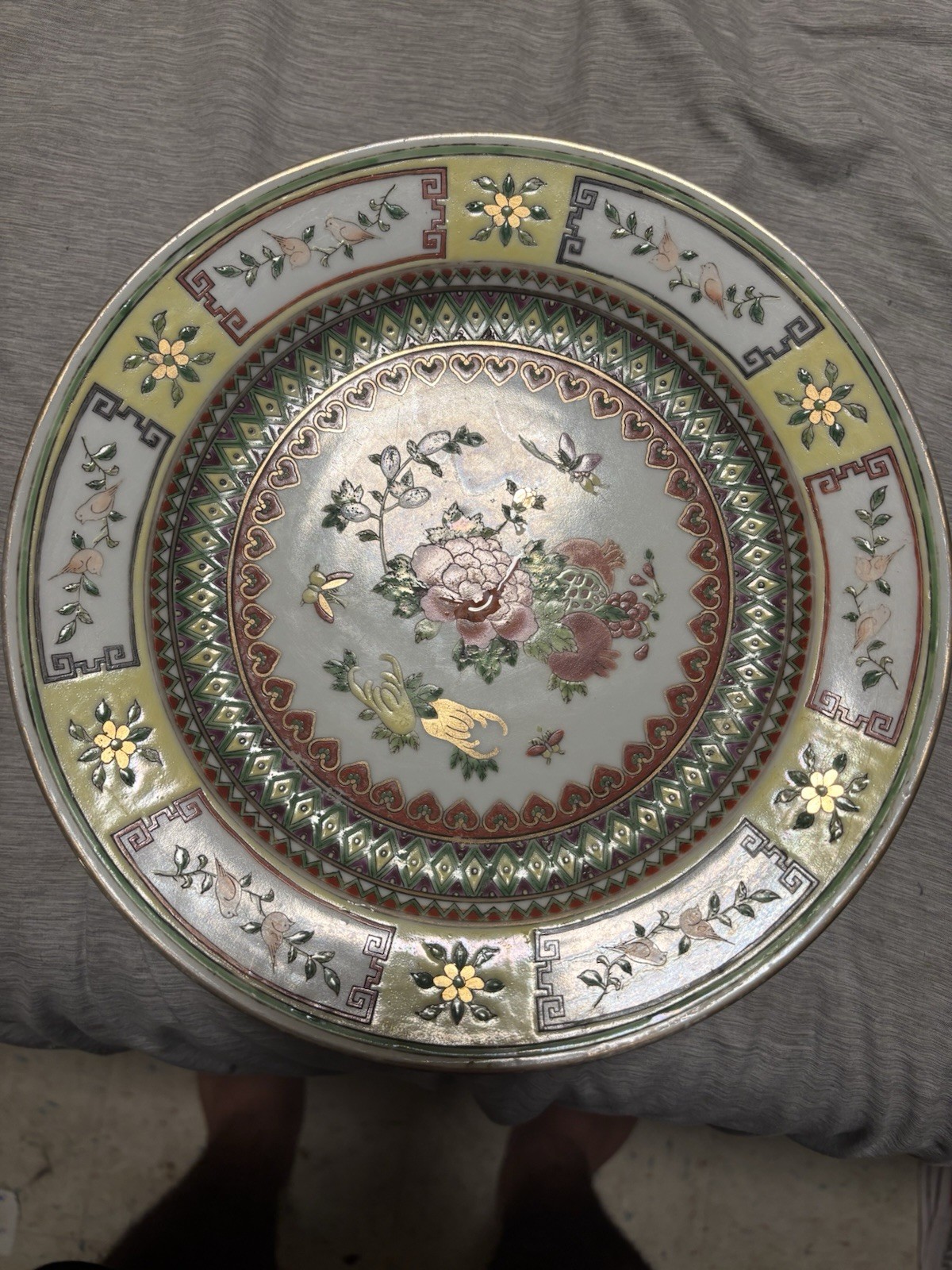 Jingdezhen 1960s Vintage Porcelain Famille Rose Dinner Plate 10\ Jingdezhen 1960s Vintage Porcelain Famille Rose Dinner Plate 10\