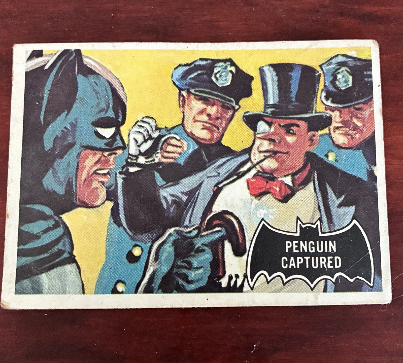Topps 1966 Batman vs. The Penguin #24 Penguin Captured Batman Penguin Card Topps 1966 Batman vs. The Penguin #24 Penguin Captured Batman Penguin Card