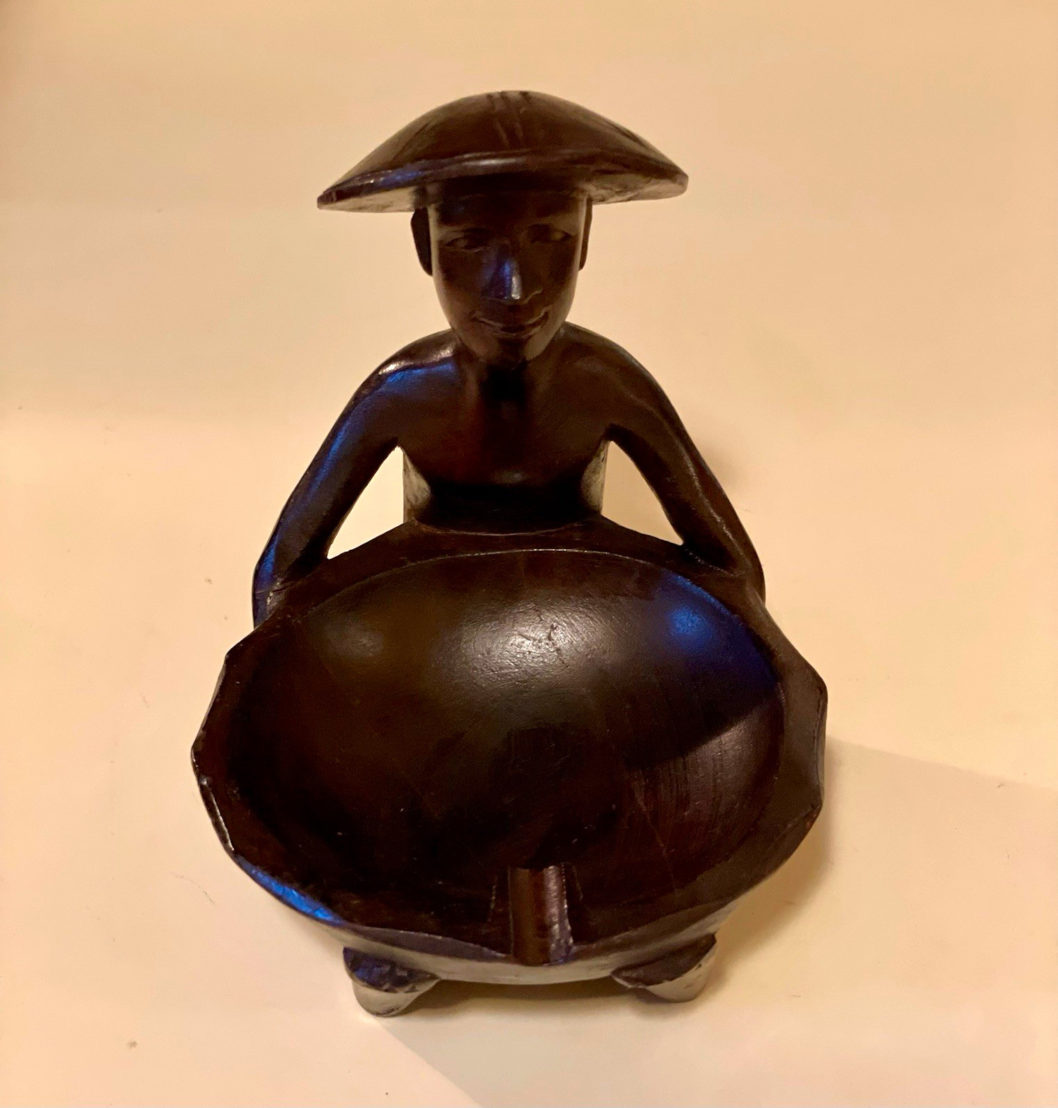 Vintage Hand Carved Wood Seated Man Coolie Hat Ashtray Catchall Bowl