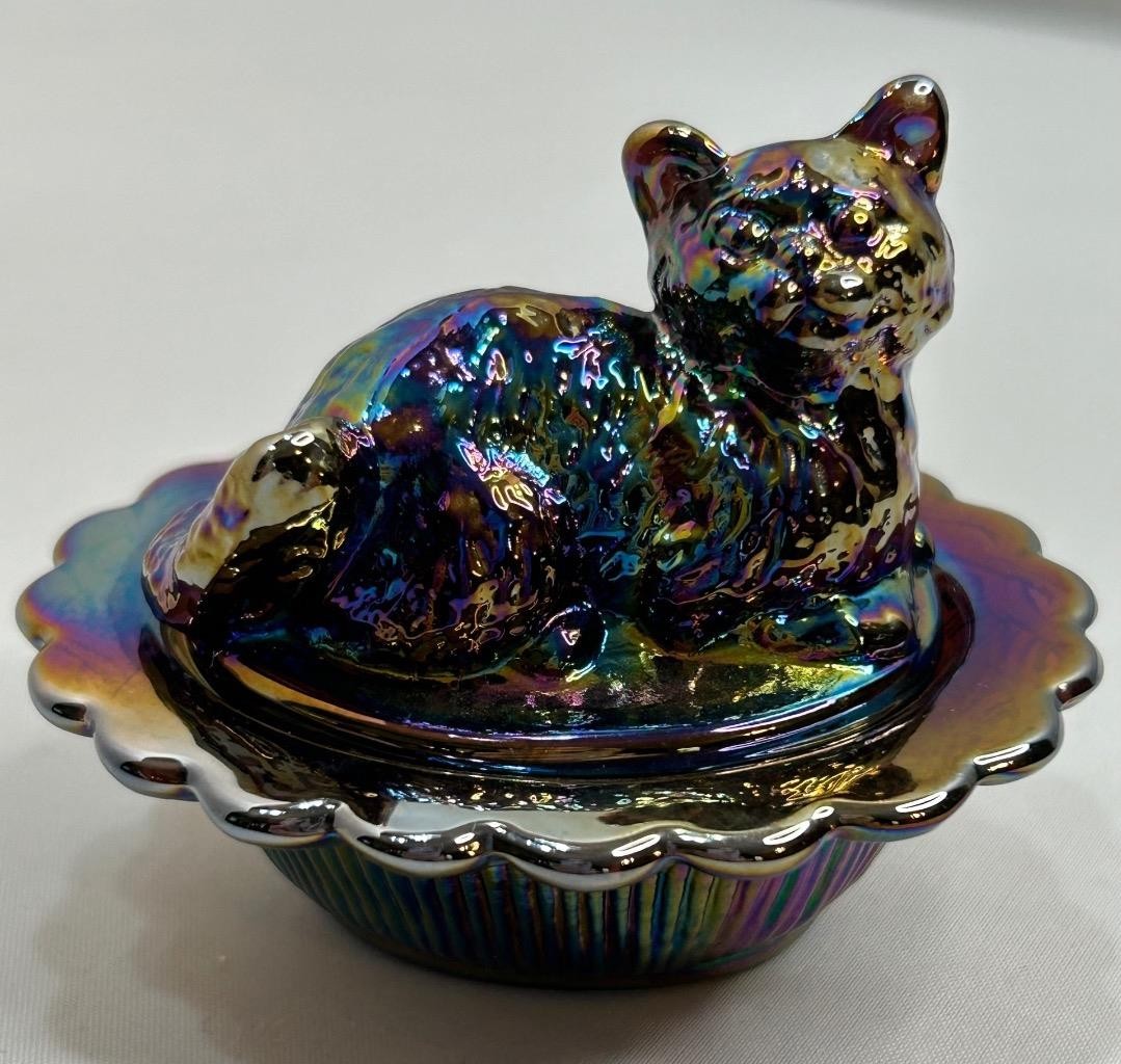 Vintage Mosser Cat On Nest Rare Purple Carnival Oil Slick Color - Covered Salt
