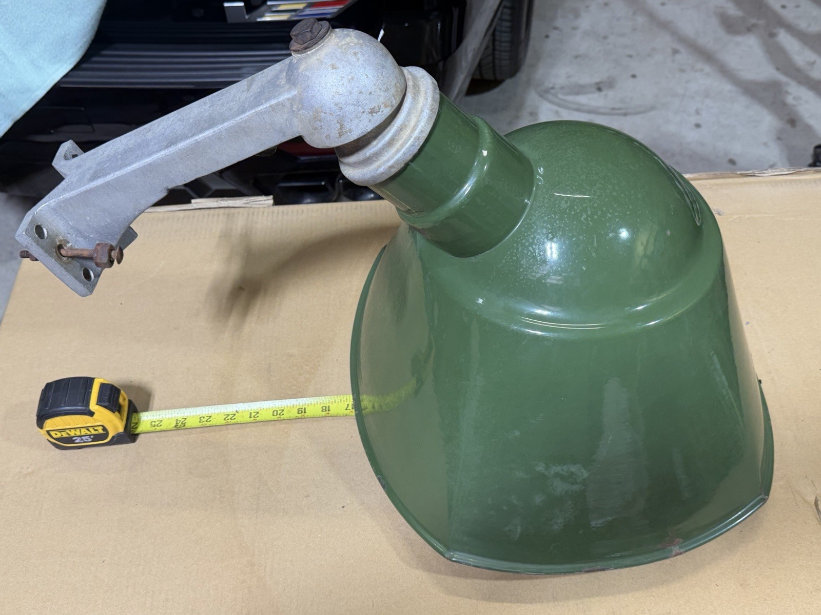 Vintage QUAD Chicago Porcelain Street Light Green 18” Industrial Gas Statio