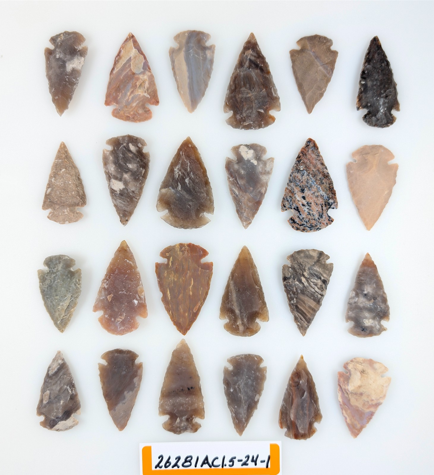 24 Piece Arrowheads - Bow Points - Pow-Wow - Deco - Jewelry - Hand Knapped Agate
