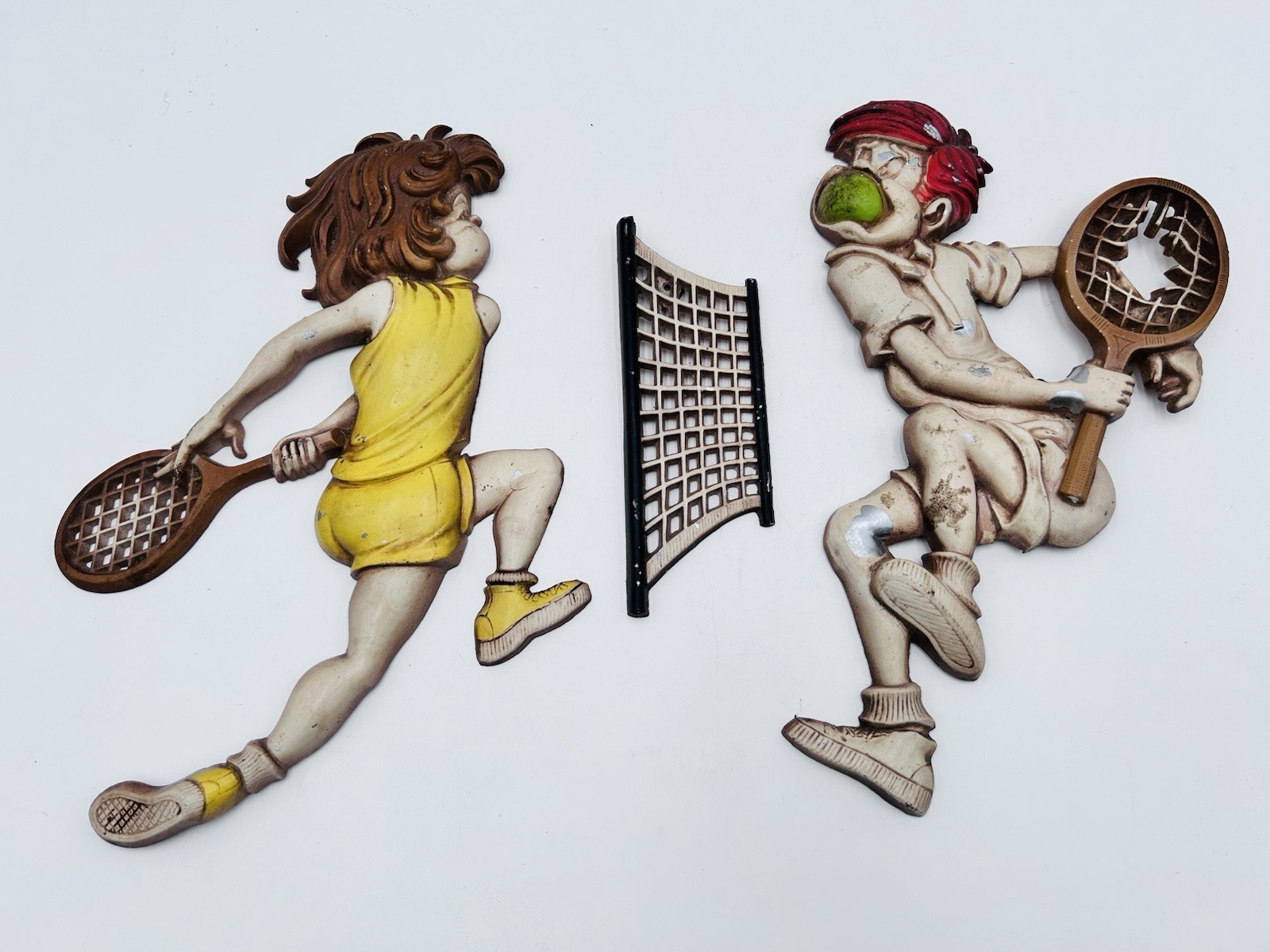 VTG 70s Cast Metal Tennis Player Wall Plaques Whimsical Pair Set SEXTON with Net VTG 70s Cast Metal Tennis Player Wall Plaques Whimsical Pair Set SEXTON with Net