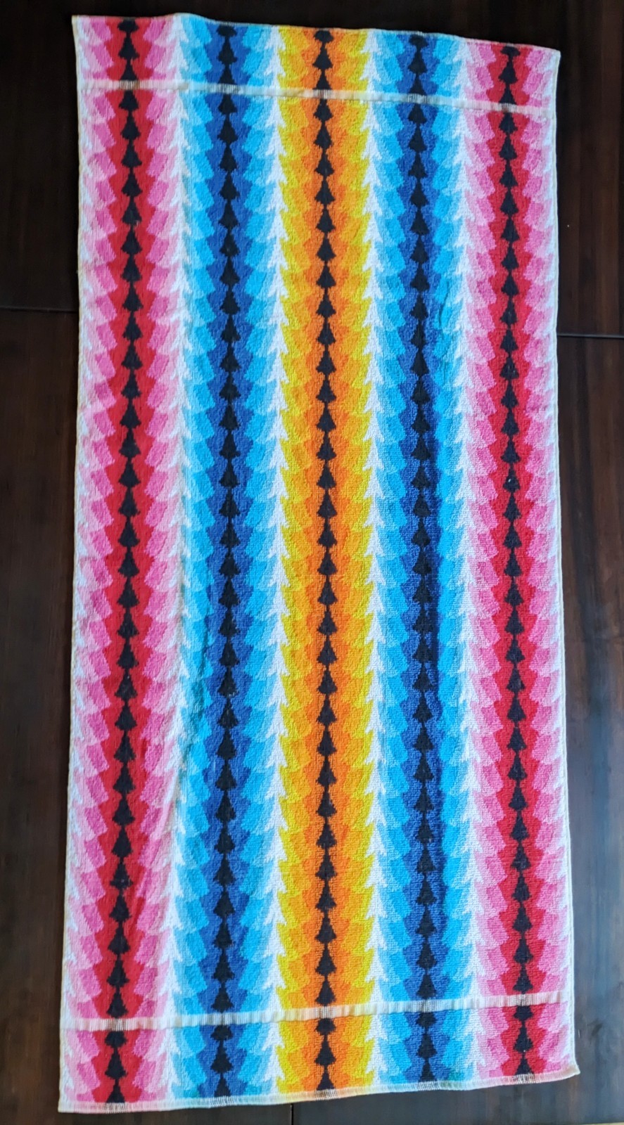 Vintage Palm Beach Bath Towel Retro Rainbow Geometric Stripe Australian Made Vintage Palm Beach Bath Towel Retro Rainbow Geometric Stripe Australian Made