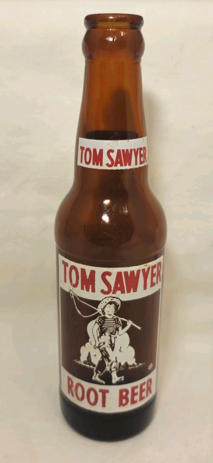 Vintage Tom Sawyer Root Beer Acl 8oz Glass Soda Bottle Middleton, Mass. 1950 Vintage Tom Sawyer Root Beer Acl 8oz Glass Soda Bottle Middleton, Mass. 1950