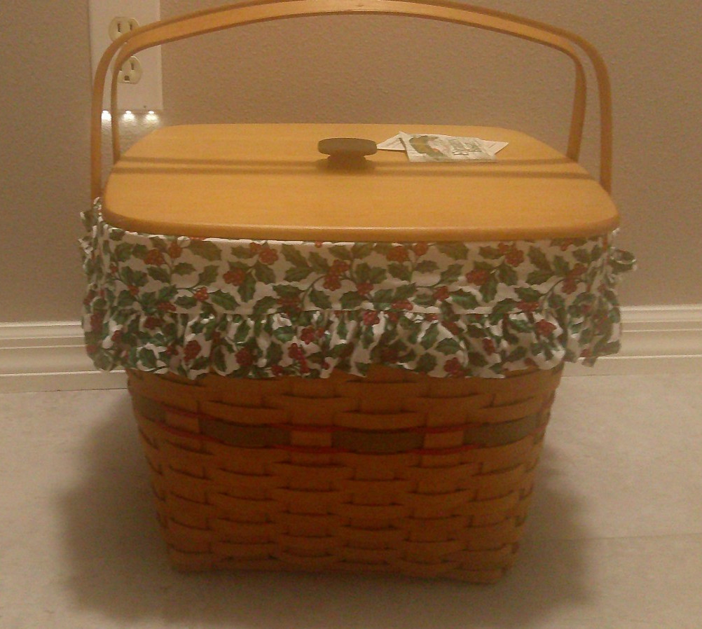 Longaberger 1995 Holiday Hostess Green Evergreen Basket #19615 Lid, Liner, Prot