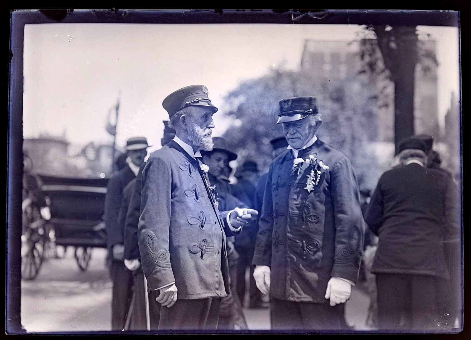 Antique 1910\'s GLASS NEGATIVE Civil War Veterans Decoration Day Parade Memorial