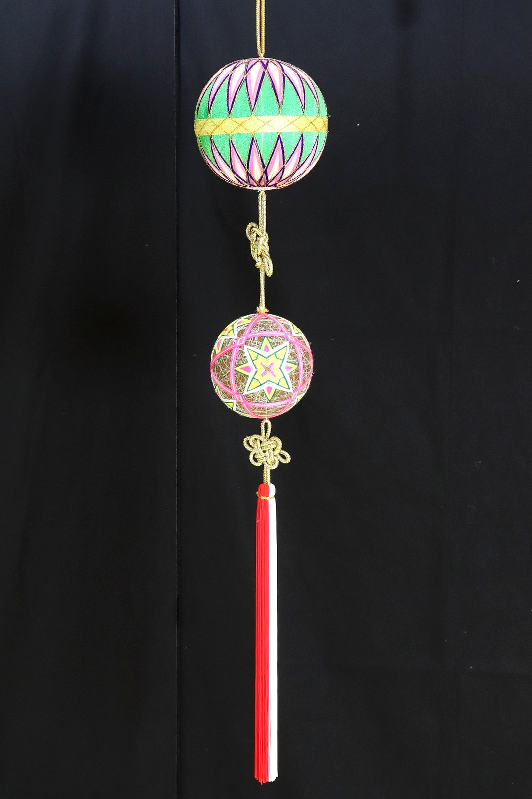 Vintage Japanese Yanagawa Sagemon Temari Ball Hanging Ornament Silk Mobile 113cm