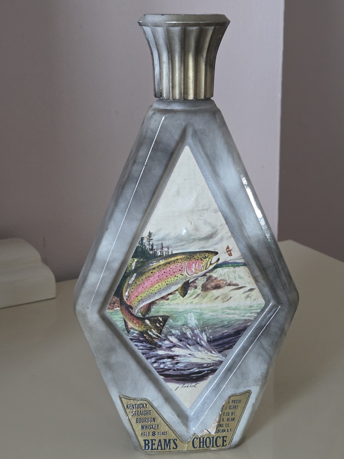 Vintage Beam’s Choice Bourbon Bottle – James Lockhart Rainbow Trout Decanter Vintage Beam’s Choice Bourbon Bottle – James Lockhart Rainbow Trout Decanter