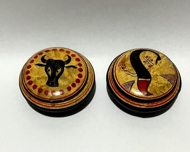 Set of 2 Ancient Greek Pyxis,cretan Figure Pottery,Showing Knossos designs