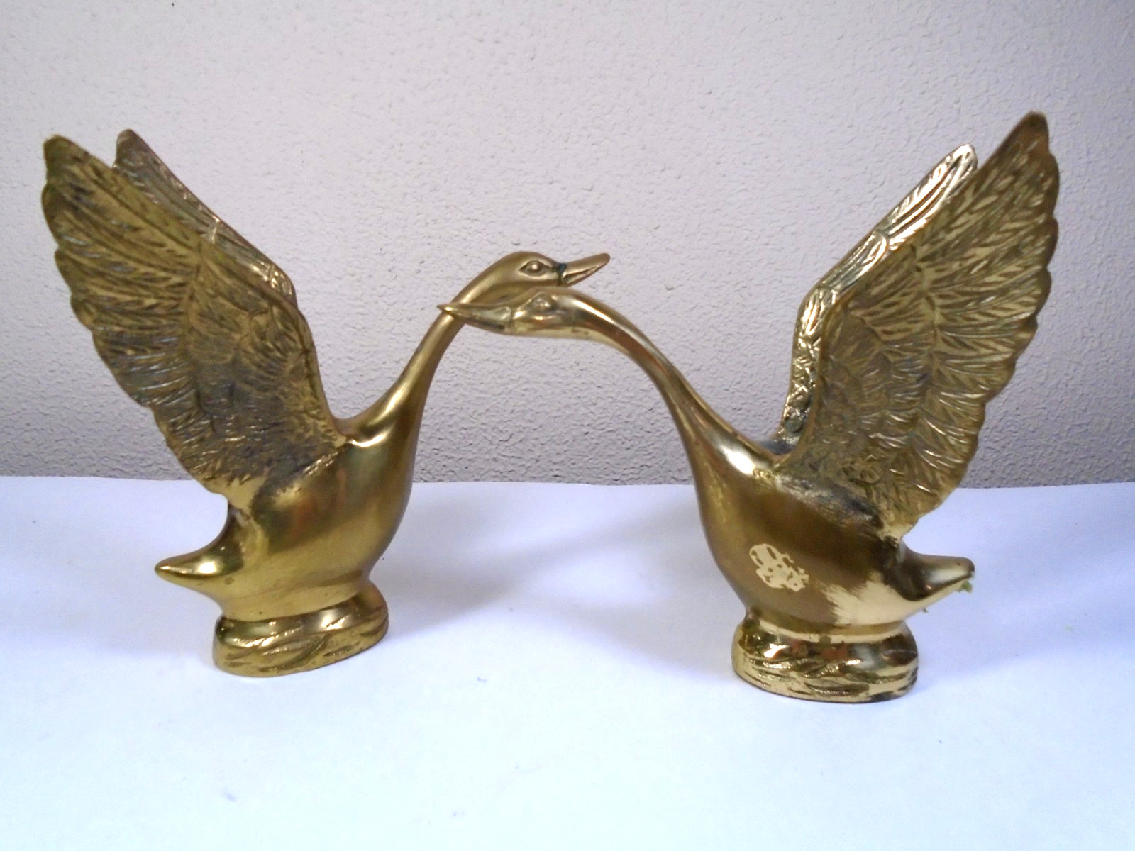 VINTAGE PAIR OF HEAVY MCM BRASS GEESE