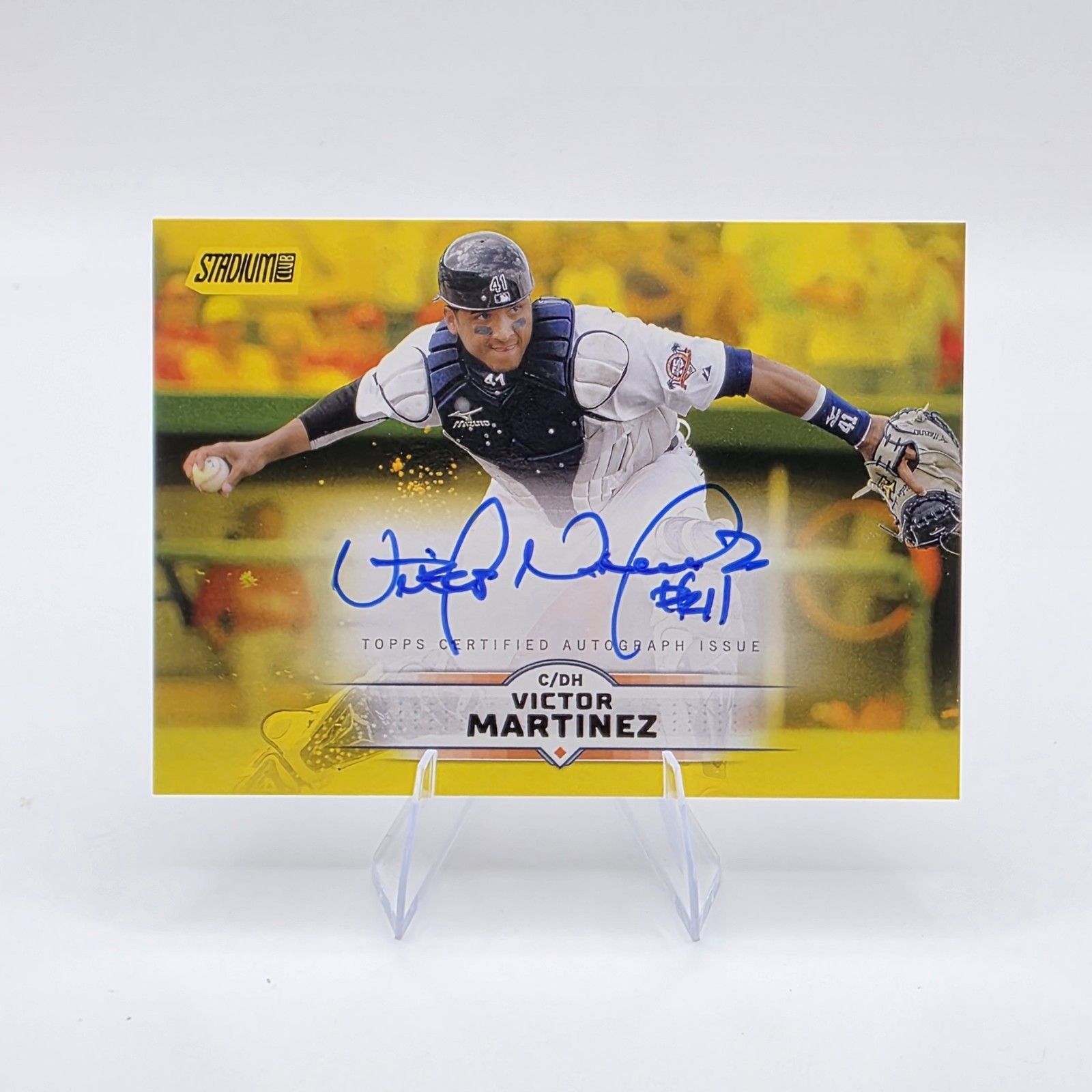 2025 Topps Stadium Club Victor Martinez Yellow Auto #SCBA-VM Tigers 2025 Topps Stadium Club Victor Martinez Yellow Auto #SCBA-VM Tigers