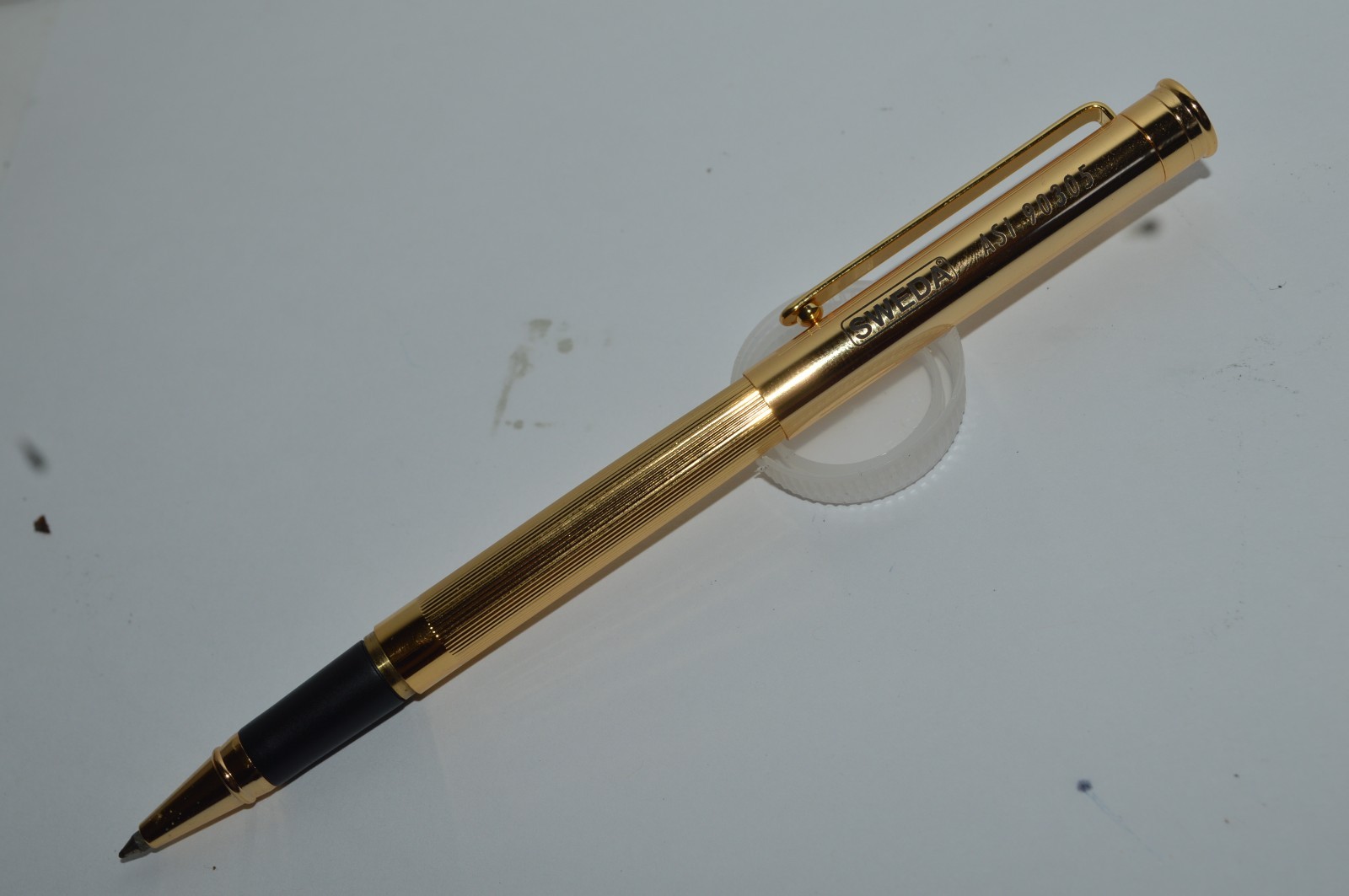 SWEDA ASI 90305 Rollerball Pen Salesman's Sample Gold Color Metal New Old Stock