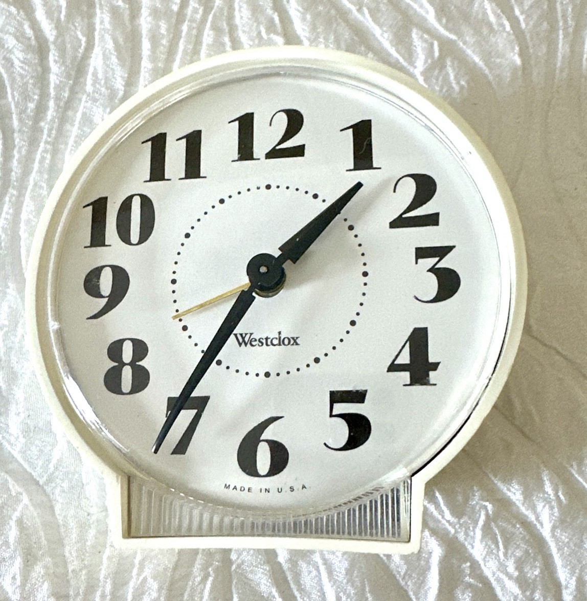 Vintage Westclox Winding Alarm Clock Made In USA Good Working Order