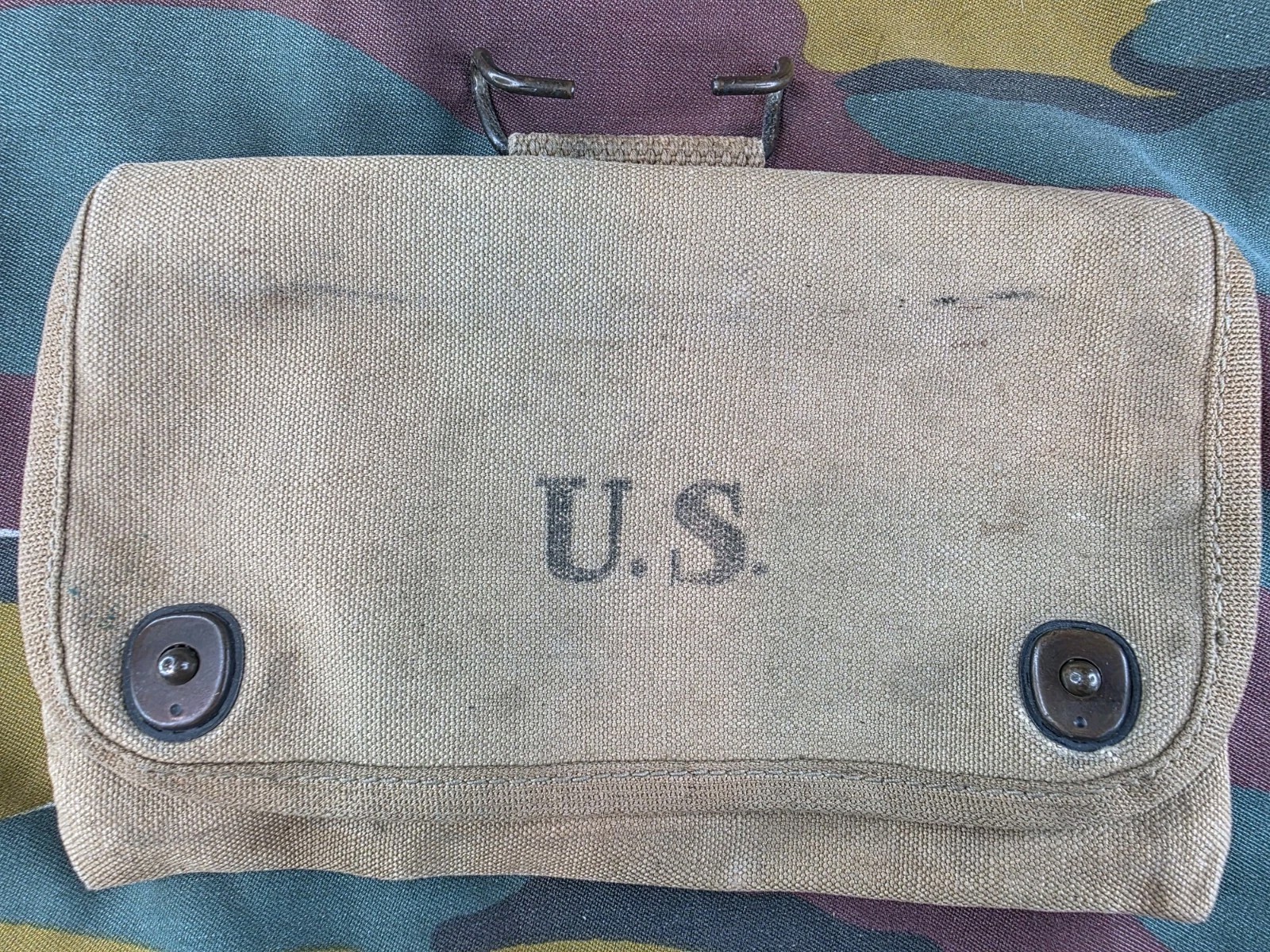 WW1 WWI US M1917 SQUAD LEADER POUCH SPARE AMMO CARRIER POUCH DATED 1918 Modified WW1 WWI US M1917 SQUAD LEADER POUCH SPARE AMMO CARRIER POUCH DATED 1918 Modified