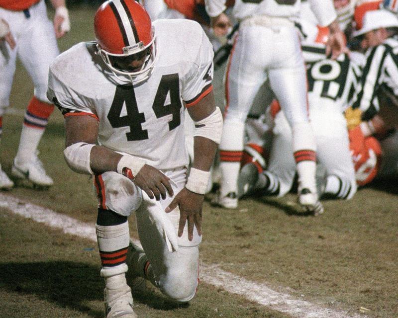 EARNEST BYNER Cleveland Browns  8X10 PHOTO PICTURE 22050703114