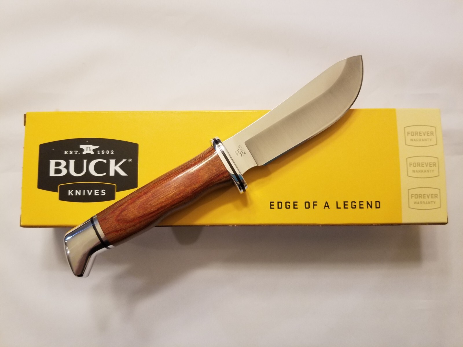 BUCK KNIFE - #103 SKINNER - FIXED BLADE - 8 1/4 BUCK KNIFE - #103 SKINNER - FIXED BLADE - 8 1/4