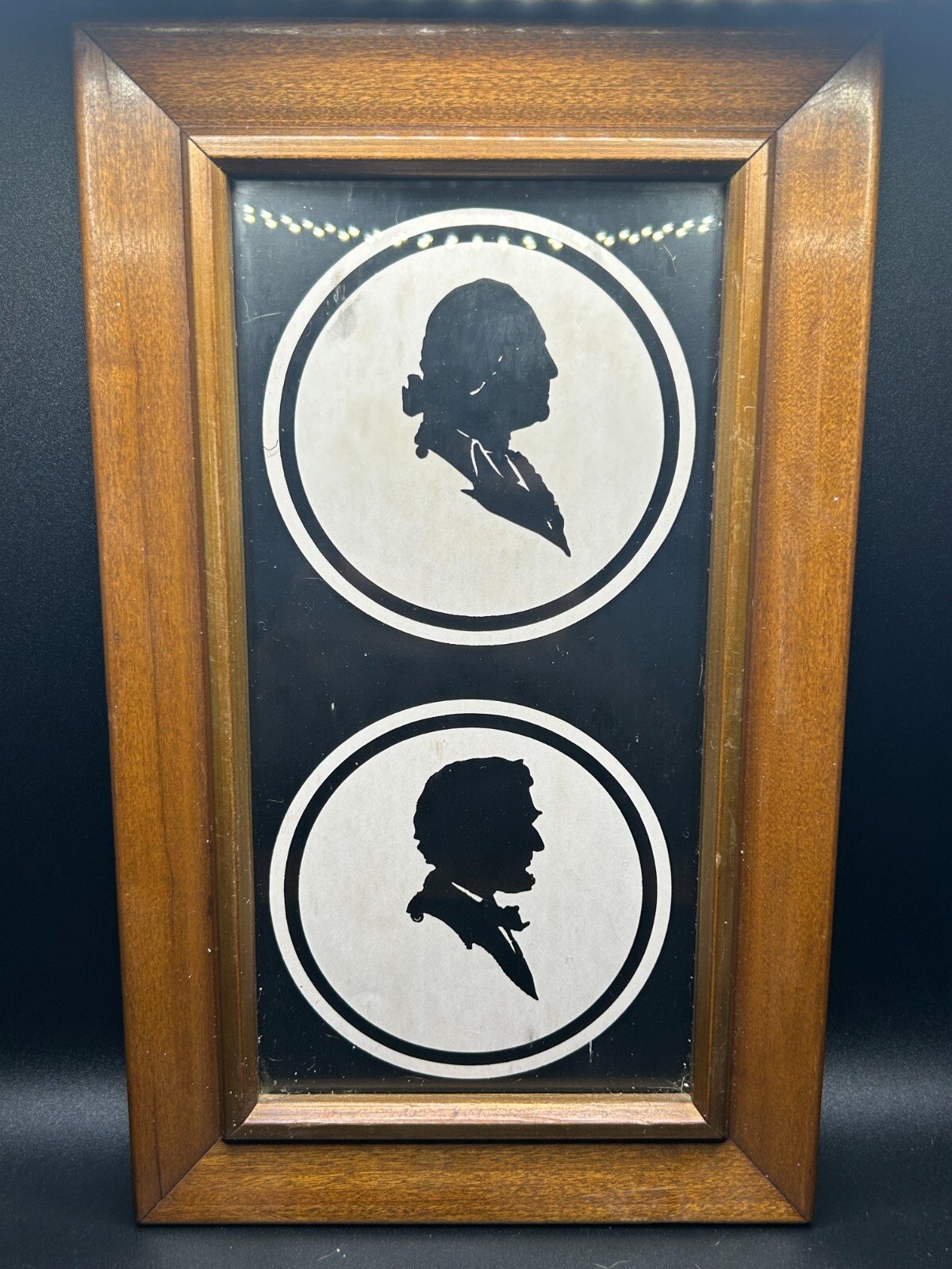Vintage George Washington & Abraham Lincoln Silhouettes Framed Portrait Vintage George Washington & Abraham Lincoln Silhouettes Framed Portrait