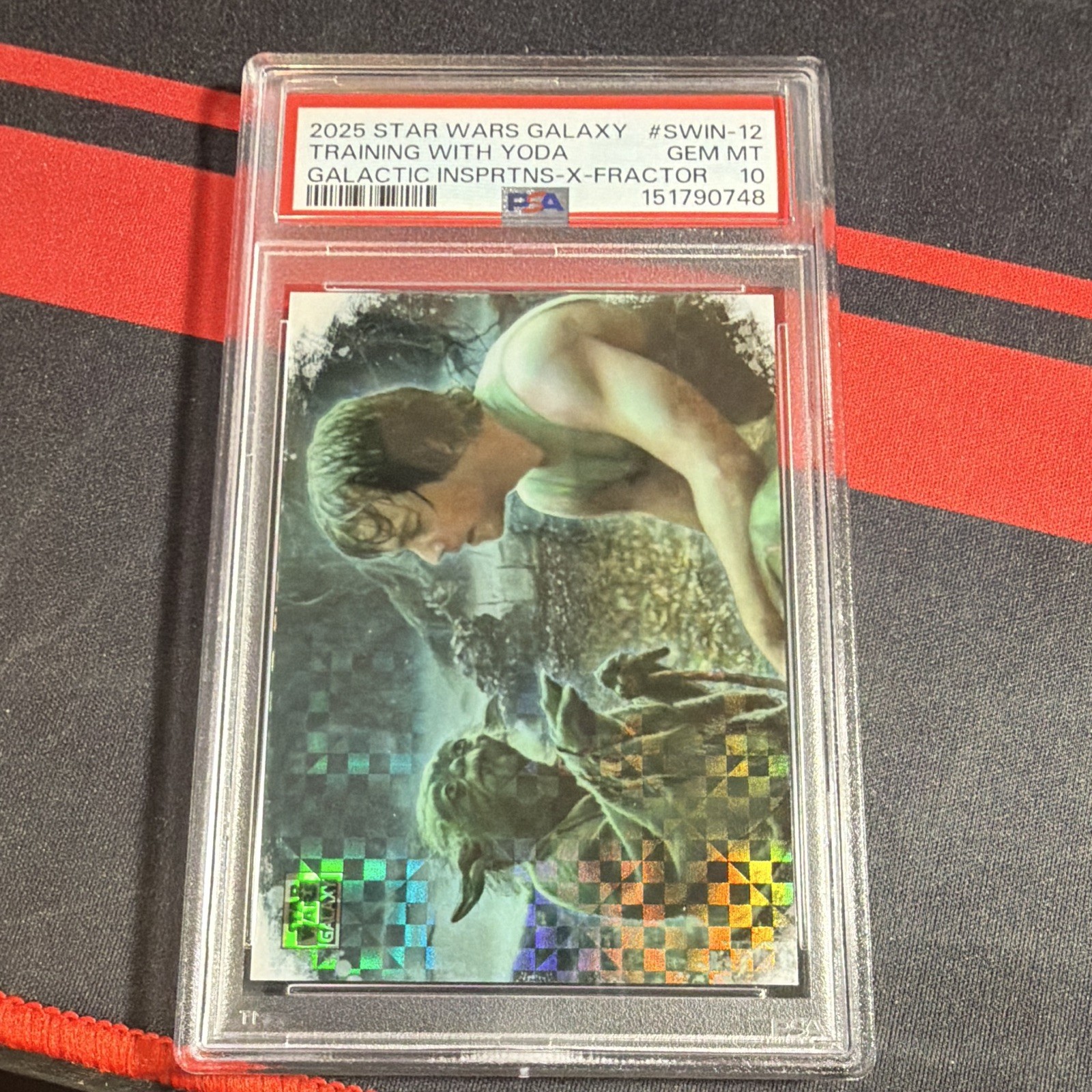 Topps 2025 Star Wars Galaxy Galactic Inspirations SWIN-12 Yoda X-Fractor PSA 10 Topps 2025 Star Wars Galaxy Galactic Inspirations SWIN-12 Yoda X-Fractor PSA 10
