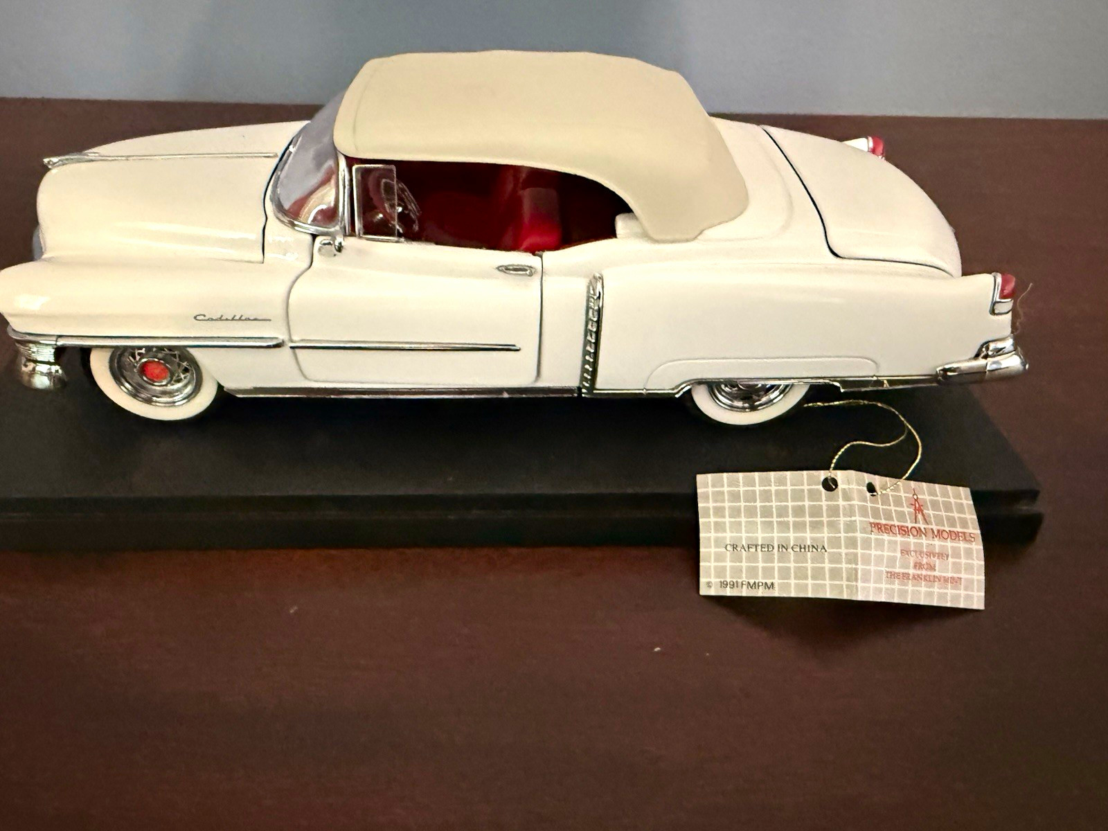 National Motor Museum Mint 1953 Cadillac Eldorado 1:24 Diecast Model Car National Motor Museum Mint 1953 Cadillac Eldorado 1:24 Diecast Model Car