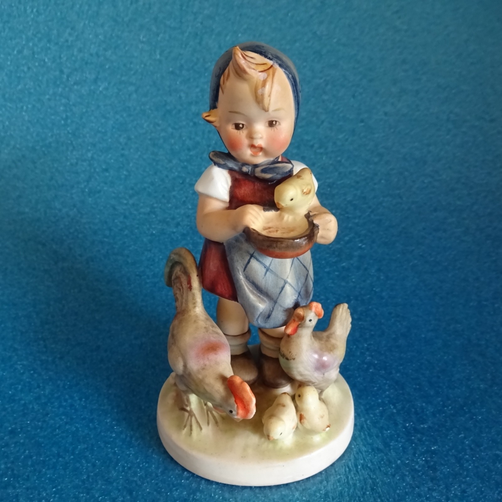 60s Vintage Goebel MJ Hummel FEEDING TIME 199 5.5\